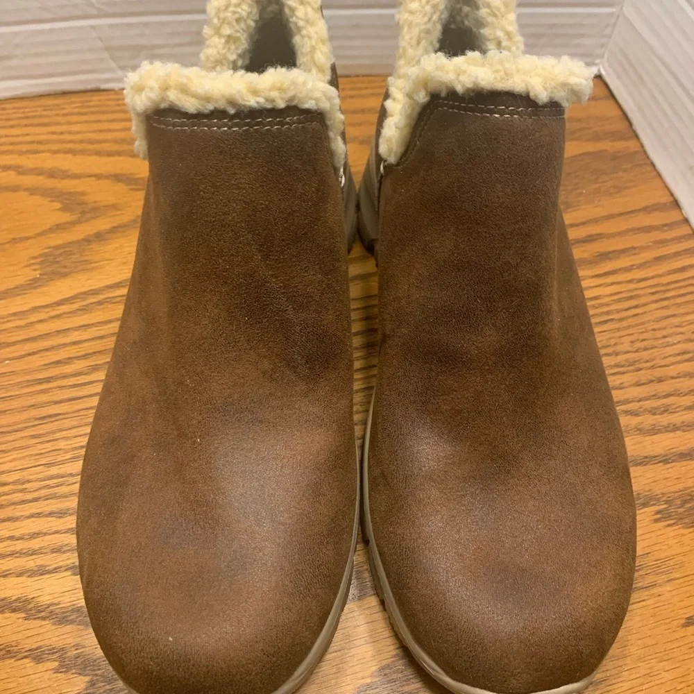 NEW Vegan Easy going Buried Treasure Skechers Relaxed Fit Ankle Boots size9.5 - Picture 2 of 10